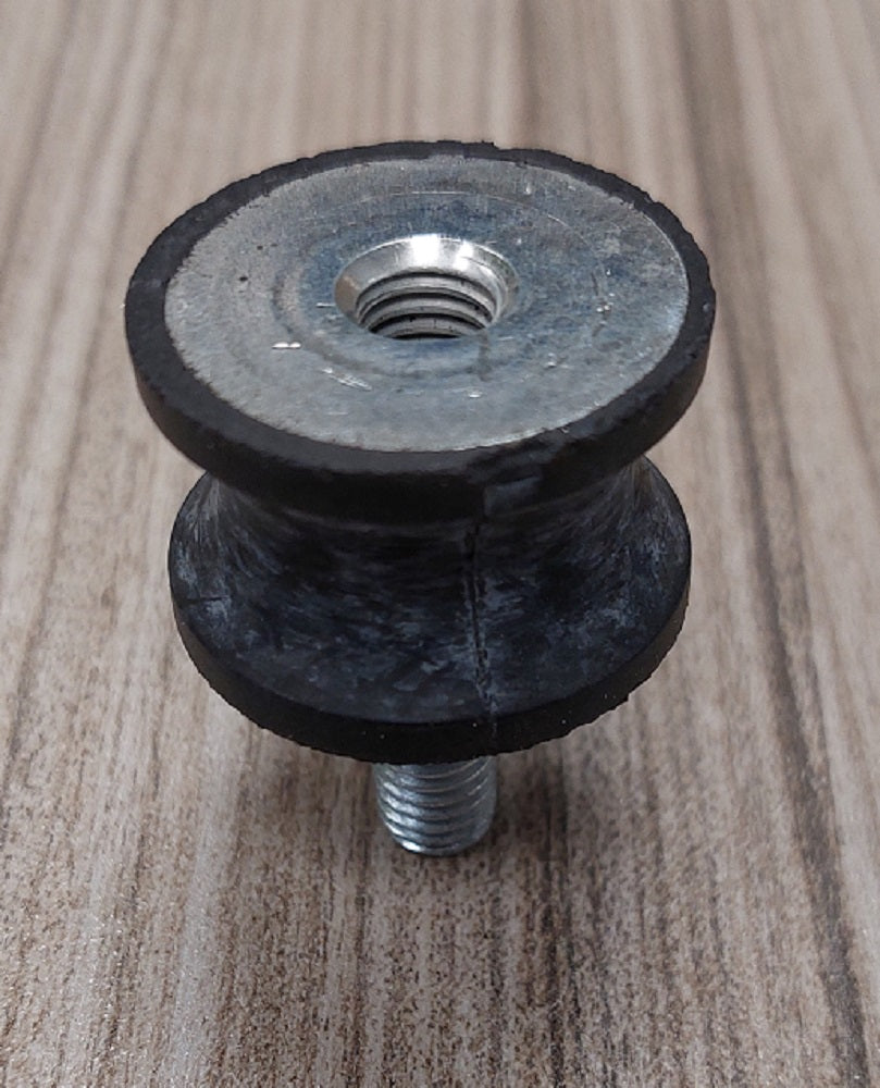 172A59-69500 RUBBER E/G MOUNT