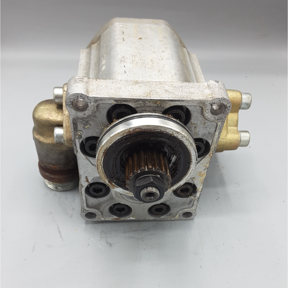 Sauer Danfoss Hydraulikpumpe SNM3/48 C001 gebraucht