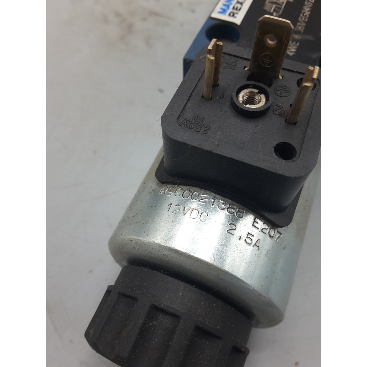 Mannesmann Rexroth Hydraulikventil 4WE 6 361/EG24N9Z4