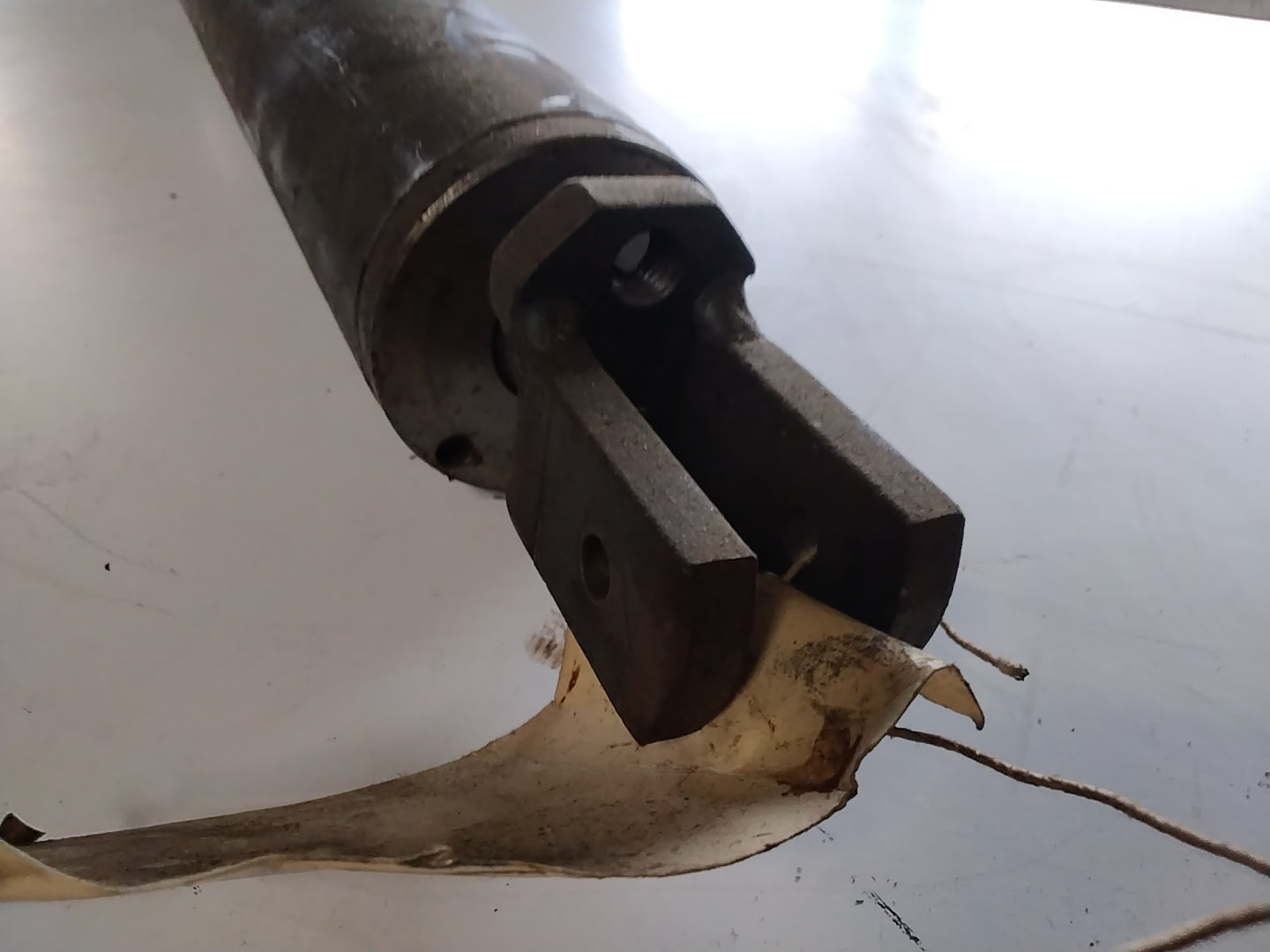 Einfachwirkender Hydraulikzylinder 570 mm ZD2229045