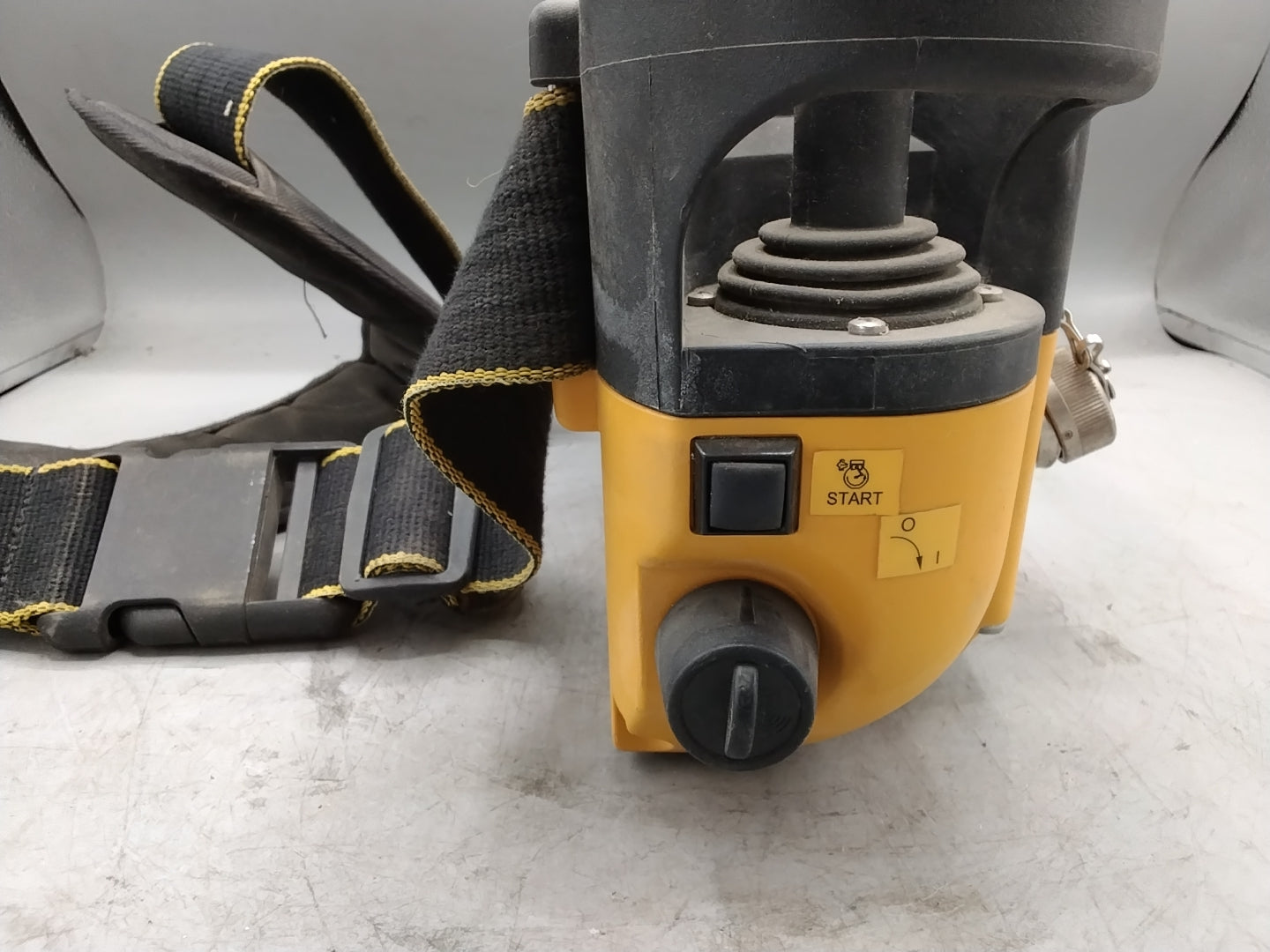 HETRONIC Hetronic Funkfernsteuerungs 057 633 36 - neu