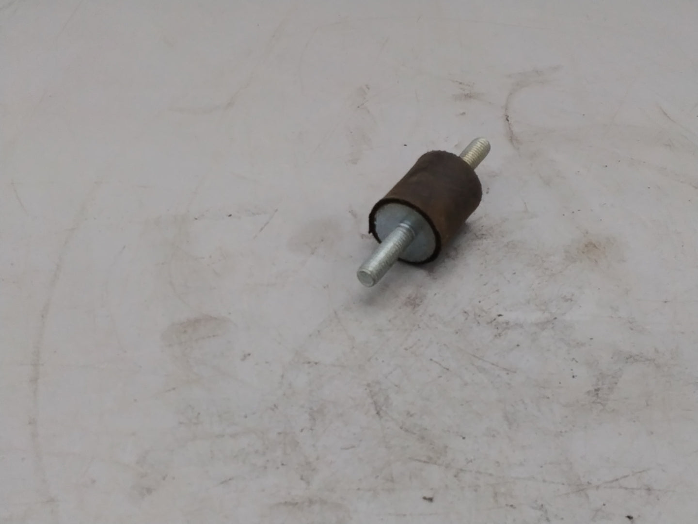 Gummipuffer Gummimetalllager M6 20 x 25 mm