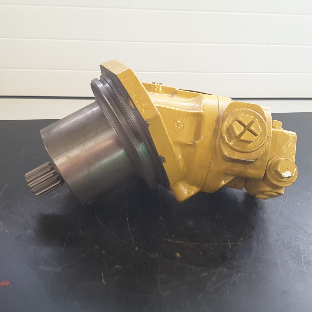BOMAG Hydraulikmotor 05802585.ALT
