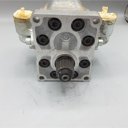 Sauer Danfoss Hydraulikpumpe SNM3/48 C001