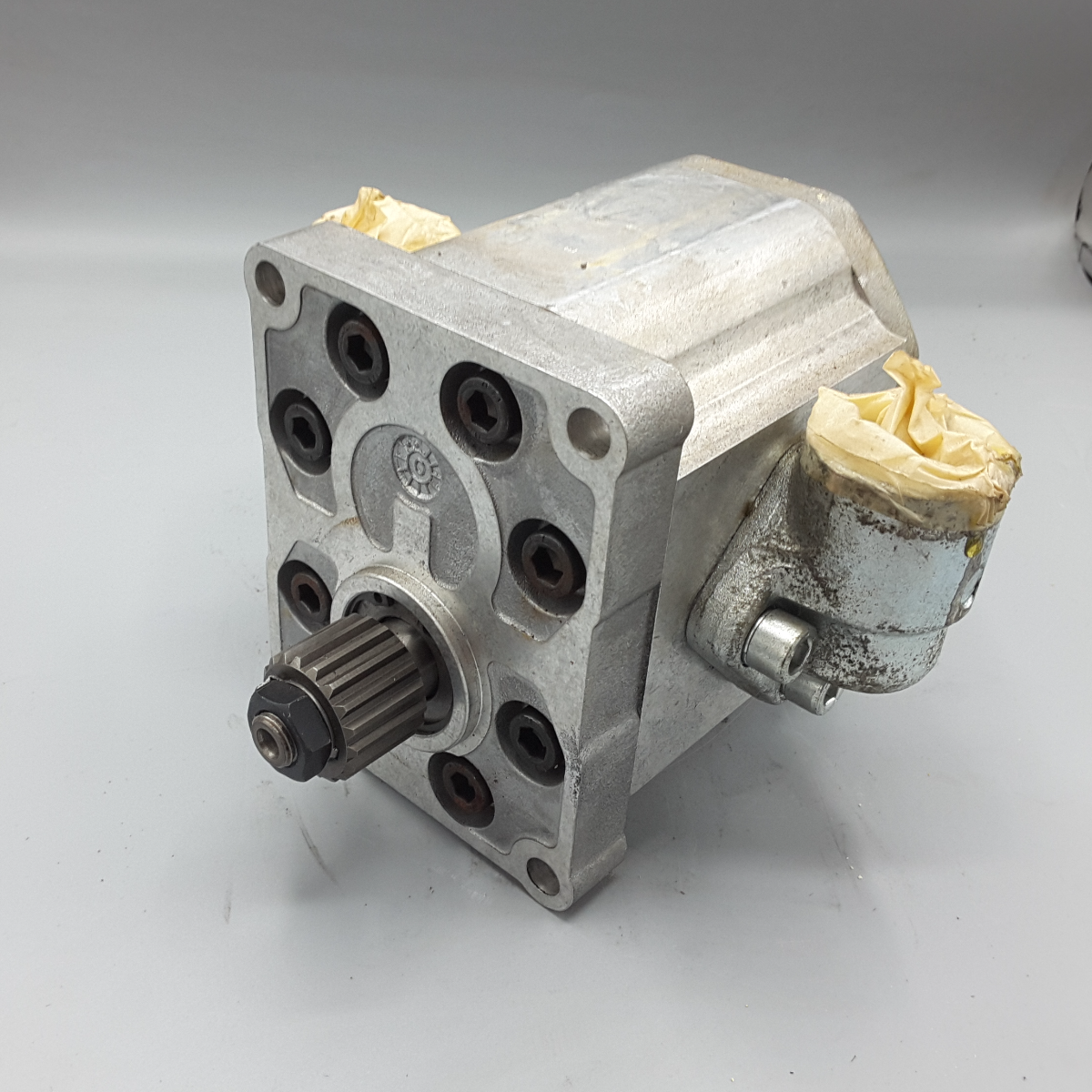 Sauer Danfoss Hydraulikpumpe SNM3/48 C001