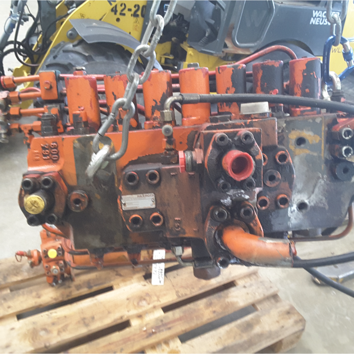 Rexroth Ventilblock MH2WH 18 B02F11/006LM11 für Liebherr Mobilbagger 900