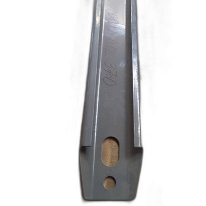 Schutzschiene N1000012370 für Hydraulikzylinder an Minibaggern