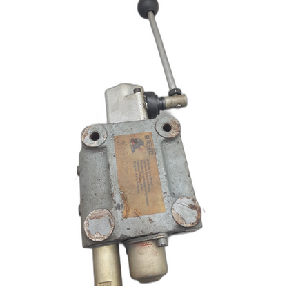 GEHL Hydraulikventil Modell 9104 für Zusatzhydraulik
