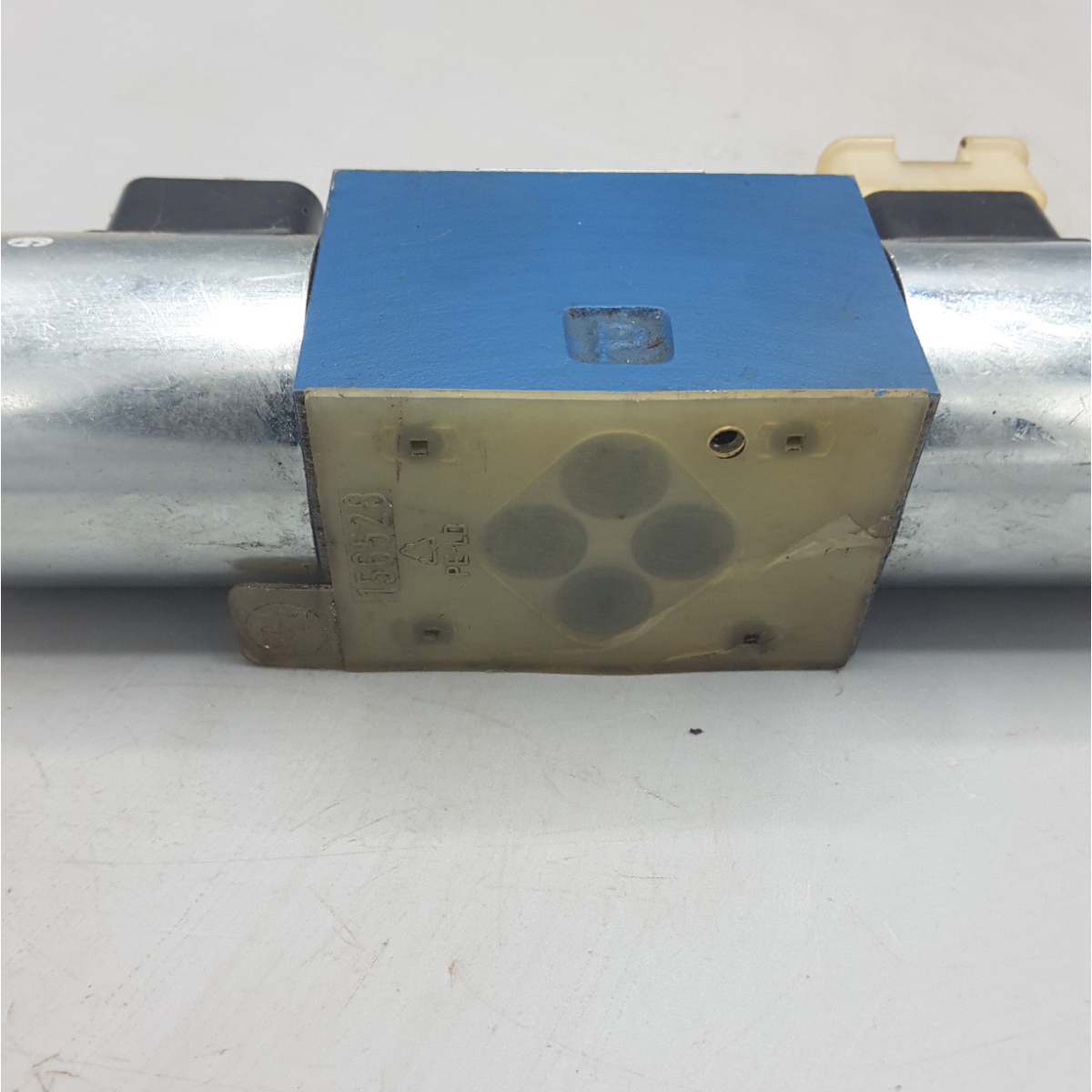 Mannesmann Rexroth Hydraulikventil 4WE 6 361/EG24N9Z4