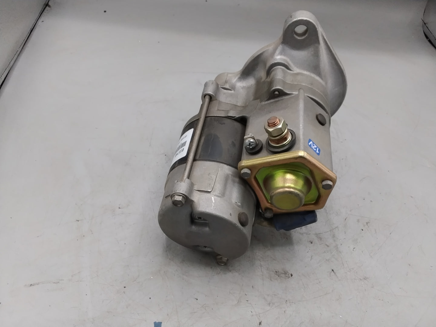Starter/Anlasser 12Volt  015740 - neu