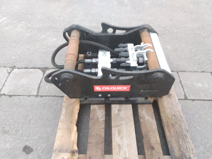 OilQuick Hydr. Geräterahmen OQ 3 St. Poly-Stecker 3/4“ (für Schwenklöffel-Neufertigung) (565-502)