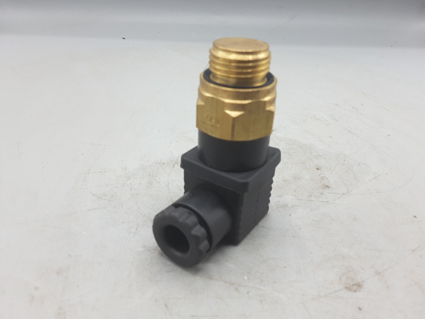 Komplet Thermostat TM46A1  - neu