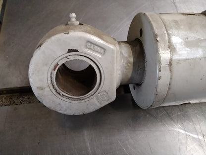 Doppelwirkender Hydraulikzylinder GEHL 484400931100