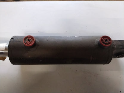 Doppeltwirkender Hydraulikzylinder 495 mm