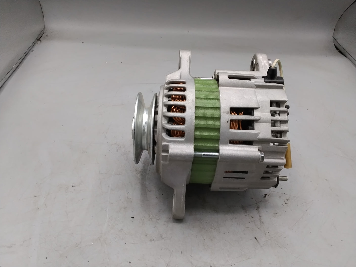 HITACHI Generator HITACHI 12 V 40A - neu