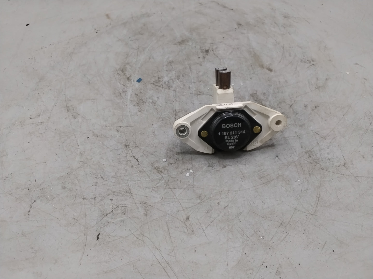 BOSCH Lichtmaschinenregler Bosch 1 197 311 314 - neu