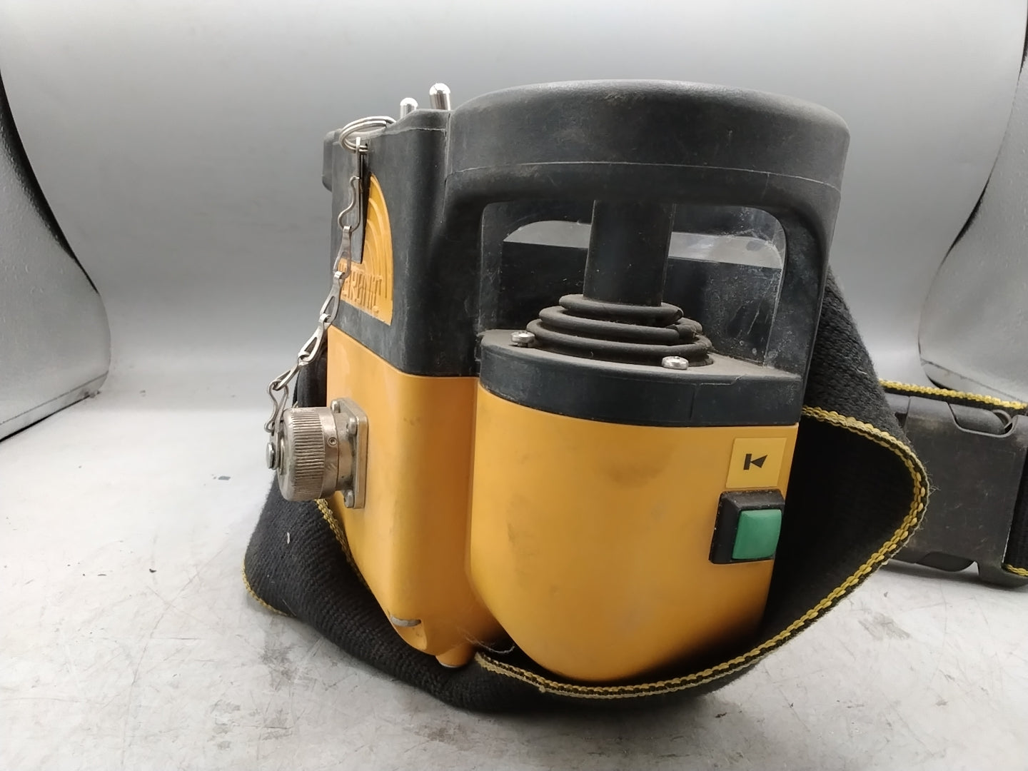 HETRONIC Hetronic Funkfernsteuerungs 057 633 36 - neu