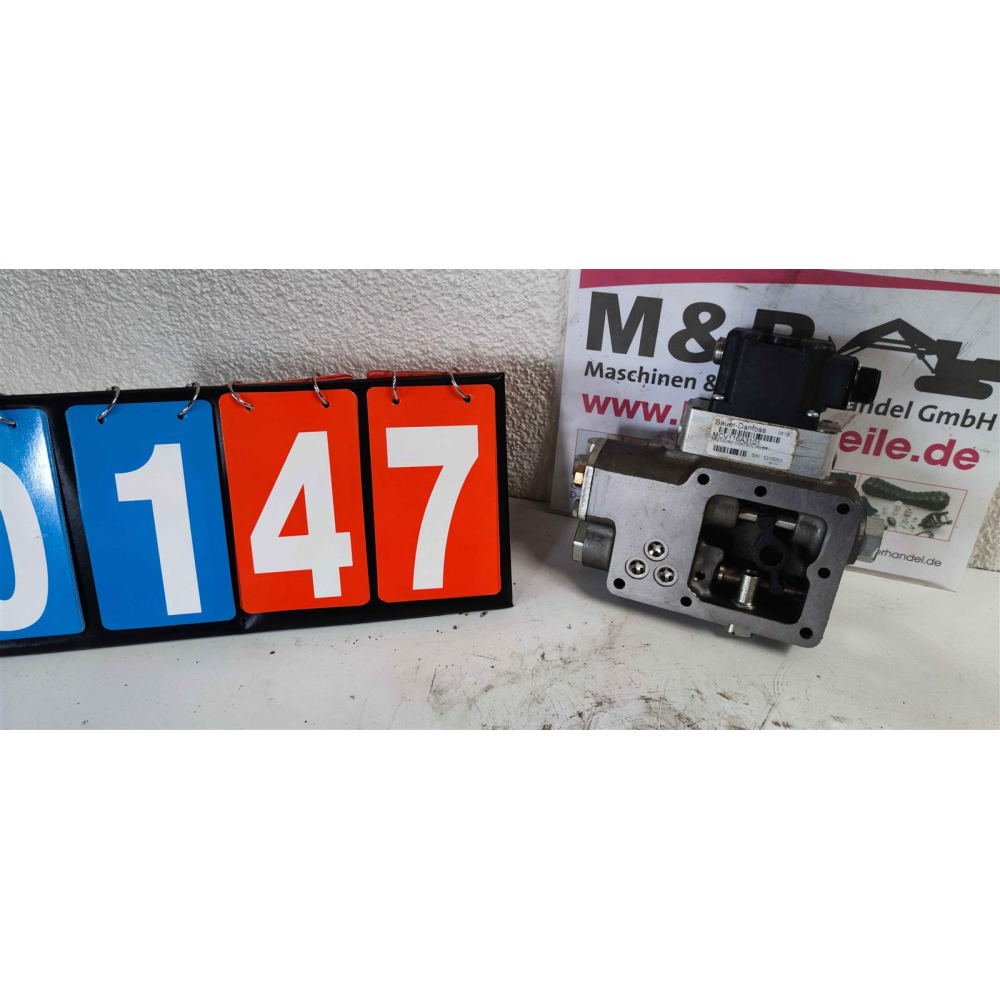 Sauer Danfoss MCV116A3101 Pressure Control Pilot auf MCV104A5926E
