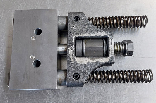 Verriegelungsmechanismus Schnellwechsler QC-01, eckige Version, inkl. Druckfedern, unter anderen passend für Kubota