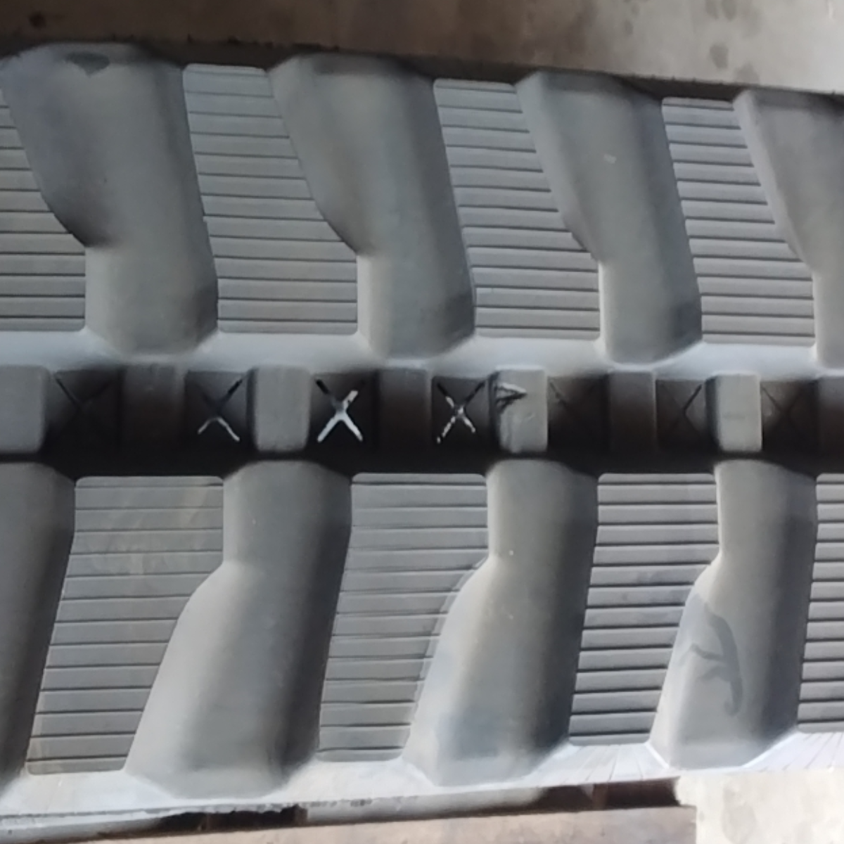 Gummikette 450x76x82 für EUROCOMACH ES100UR