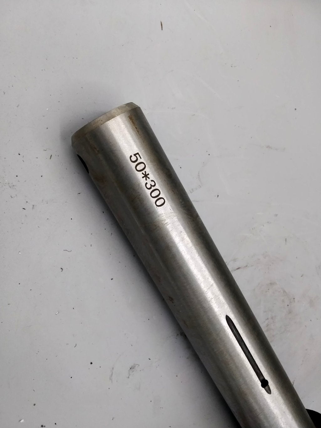 Bolzen 50x300