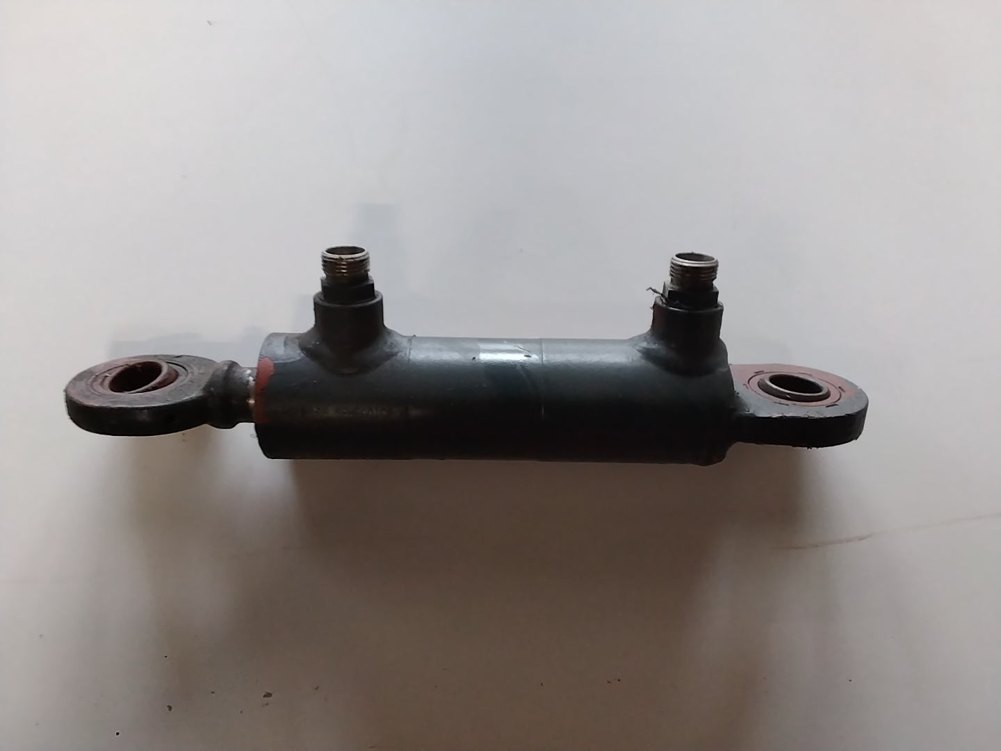 Doppelwirkender Hydraulikzylinder 260 mm gebraucht