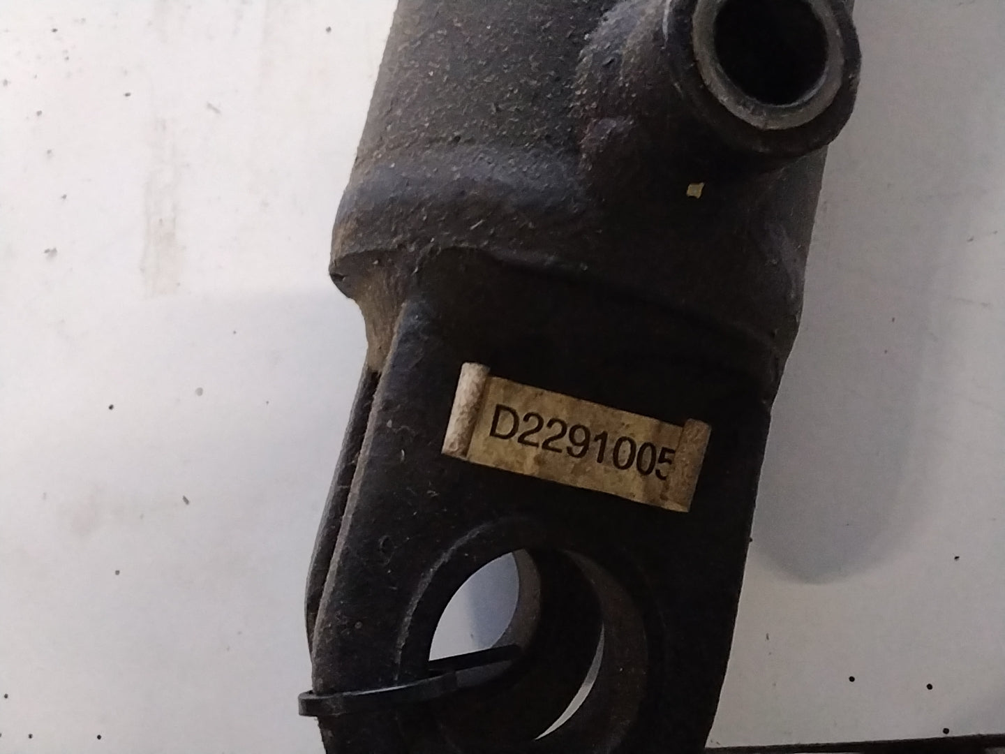 Doppelwirkender Hydraulikzylinder MARINI D2291005 620 mm