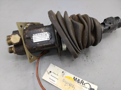 Kreuz Steuerhebel Rechts  Liebherr VG7-4/5 passend 900 - gebraucht