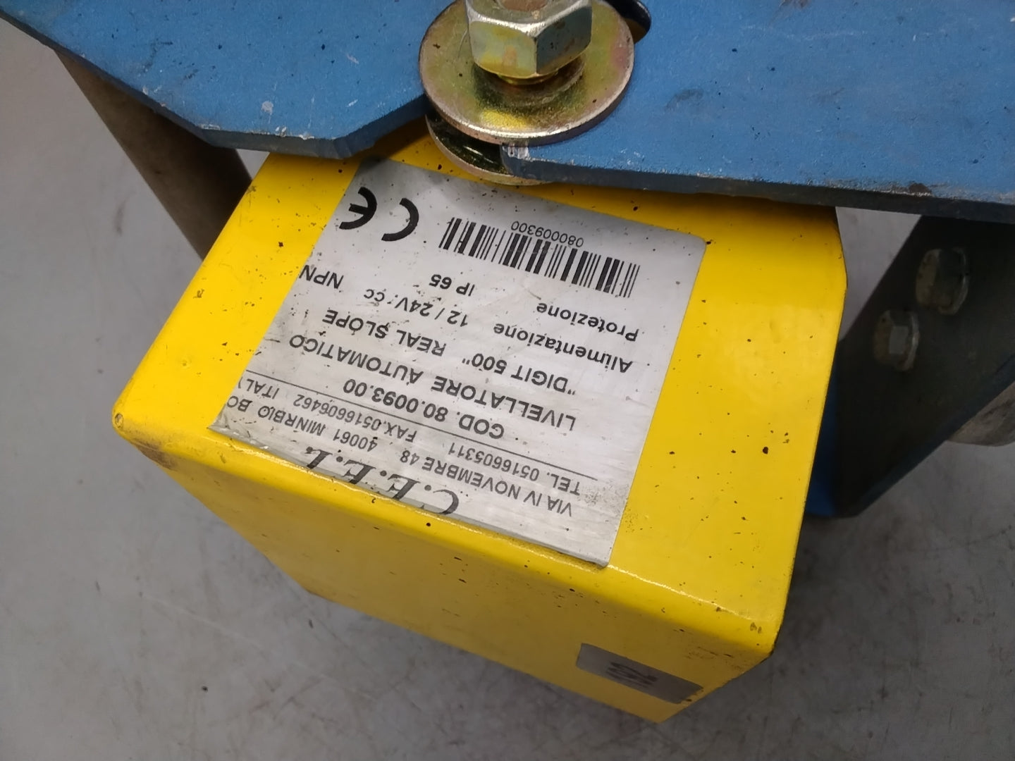C.E.E.I. LIVELLATORE AUTOMATICO \"DIGIT 500\" REAL SLOPE - neu