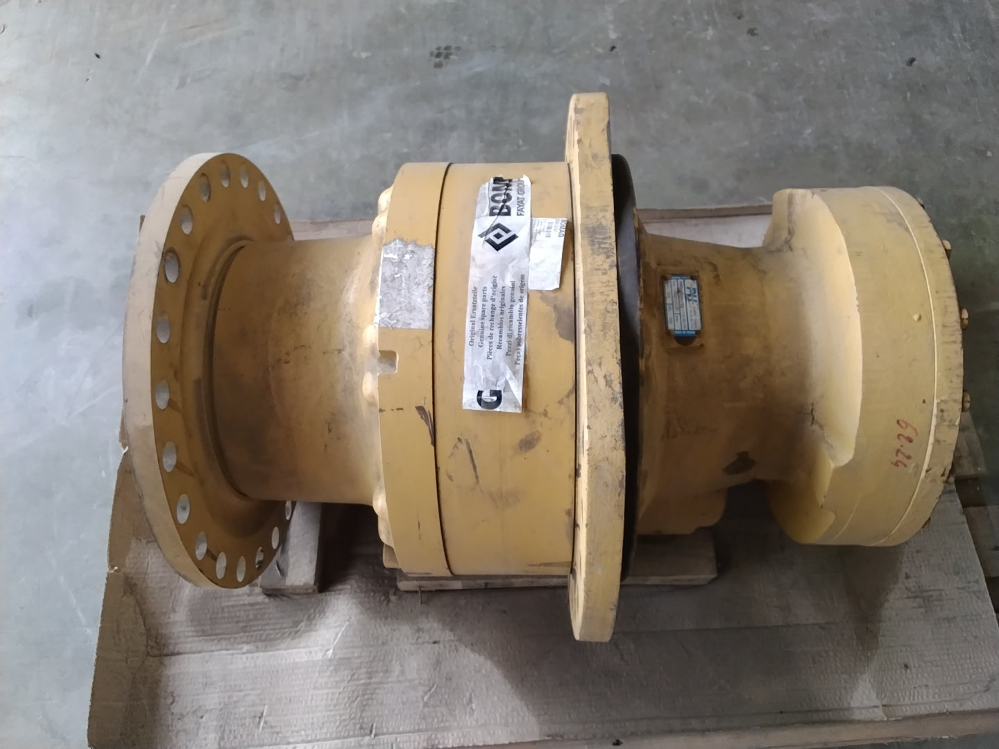 Fahrmotor Bomag / Poclain 05815267