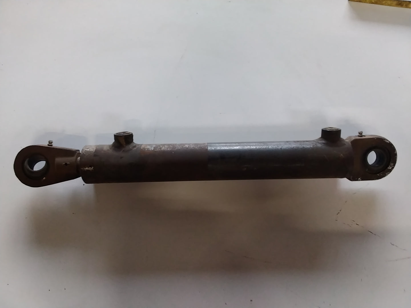 Doppelwirkender Hydraulikzylinder 1195, 515 mm