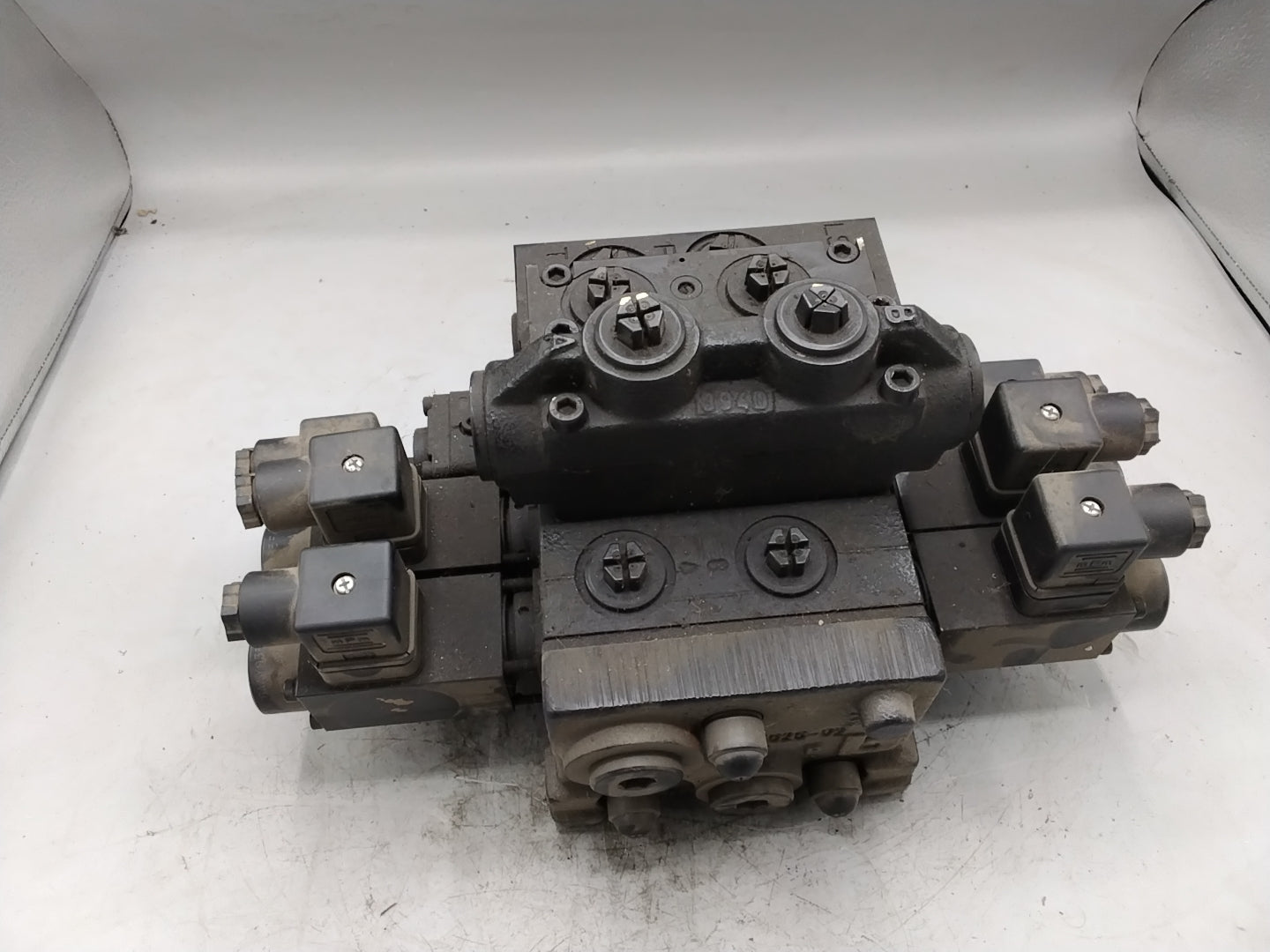 Bucher Hydraulics STB L85 744466 5887086 36312424 Steuerblock