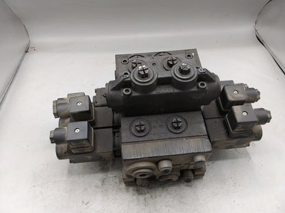 Bucher Hydraulics STB L85 744466 5887086 36312424 Steuerblock