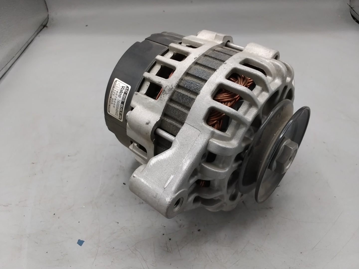 Valeo Generator Valeo 12V 90A - neu