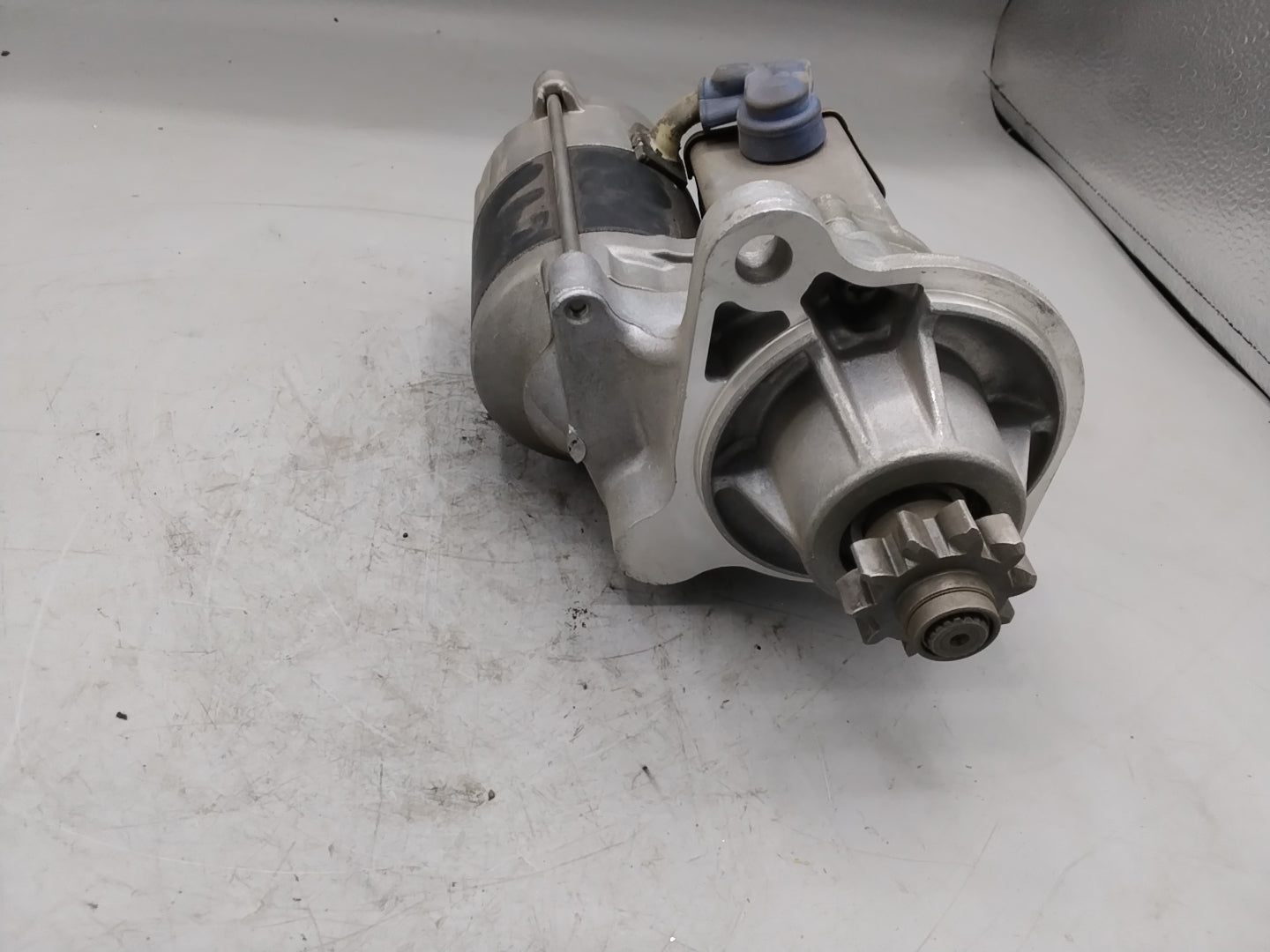 Starter/Anlasser 12Volt  015740 - neu