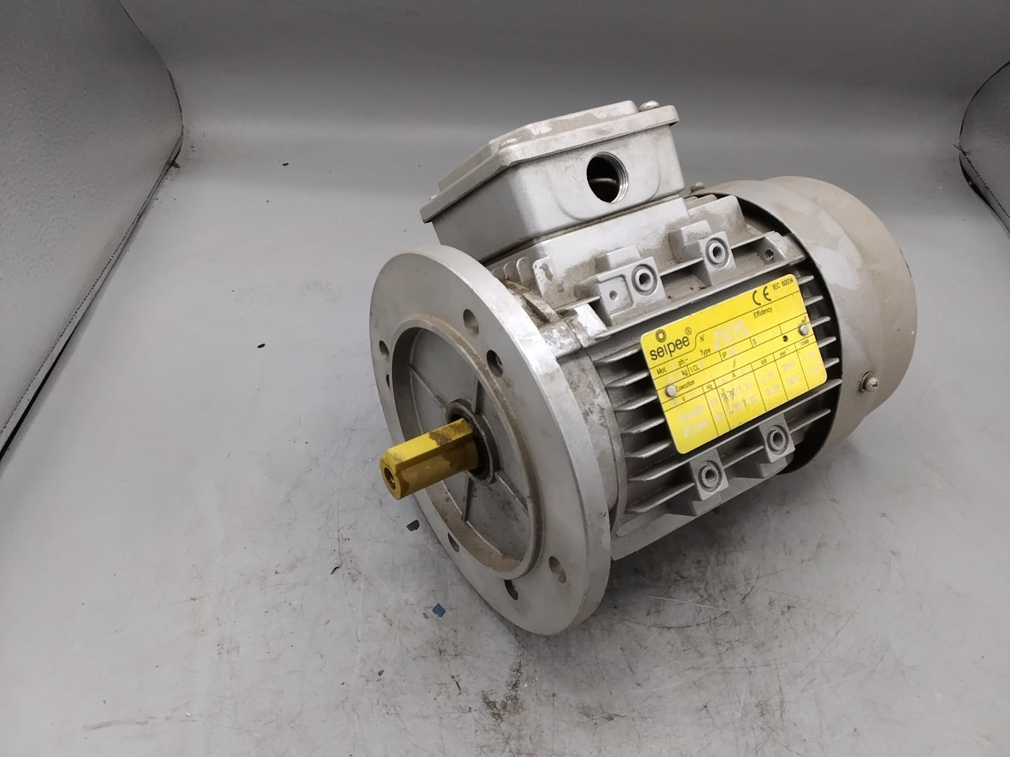 Seipee Seipee Flansch Drehstrommotor JM 71B 2 B5 - neu
